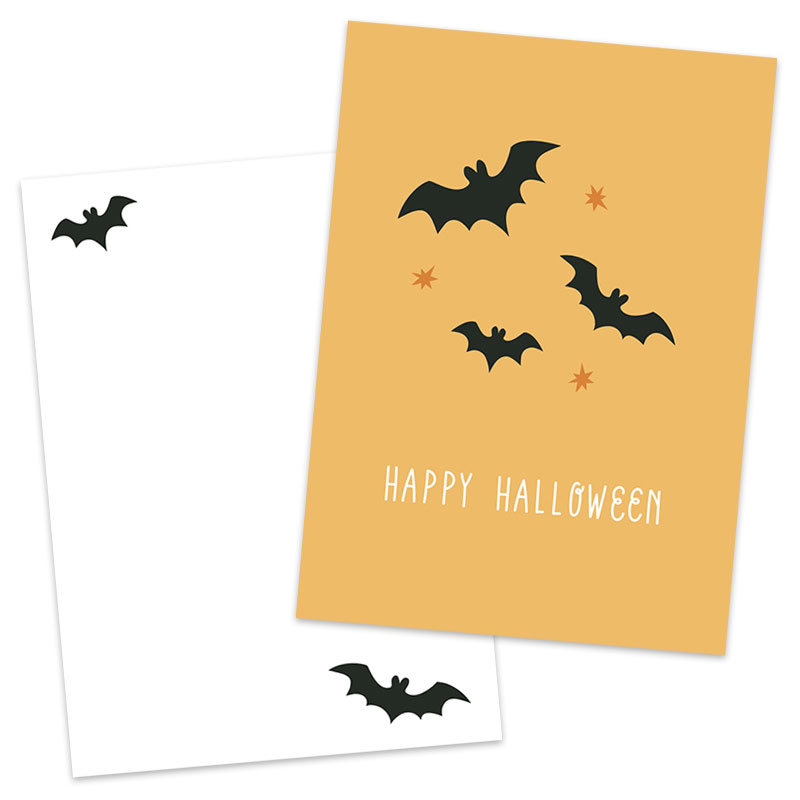 Oranje postkaart met zwarte vleermuizen en een witte envelop van het merk Pinkstore