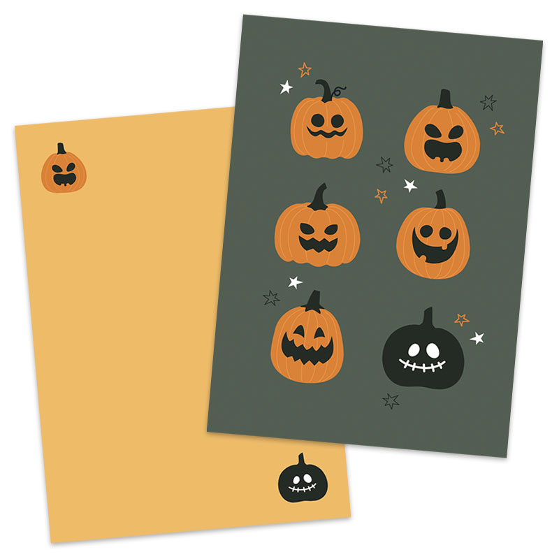 Legergroene postkaart met 5 griezelige oranje- en 1 zwarte pompoen met oranje envelop van het merk Pinkstore
