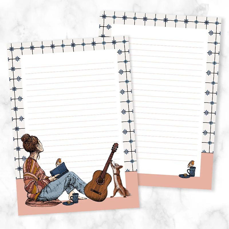 Dubbelzijdig A5 notitieblok meisje met boek, gitaar, roodborstje en eekhoorn met Azulejo tegels op rand